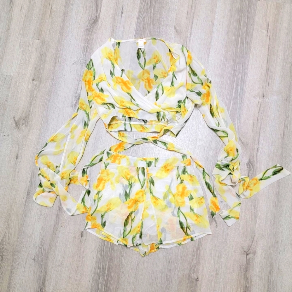 Two piece set